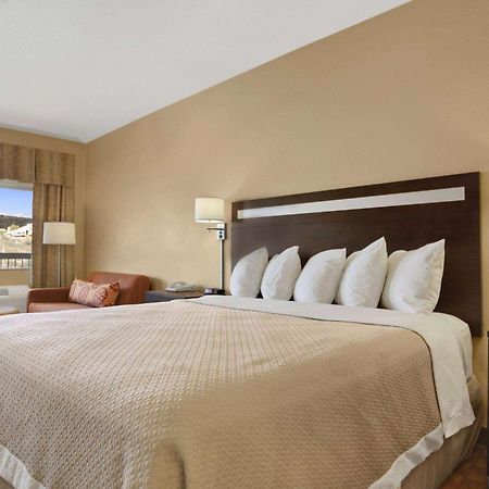 Days Inn By Wyndham Globe Luaran gambar